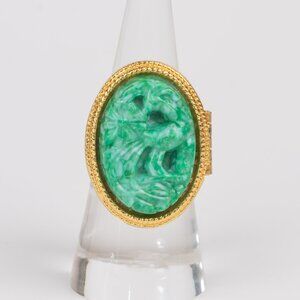 AVON VINTAGE 1970 CARVED FAUX JADE LUCITE POISON RING sz 6